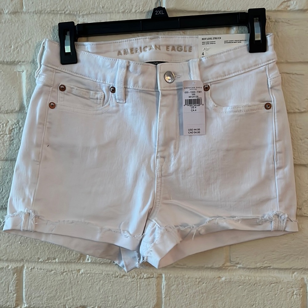 NWT - size 4 white jean shorts
